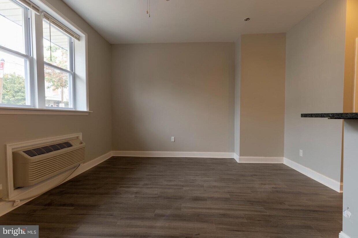 Foto principal - 3127 Cedar St