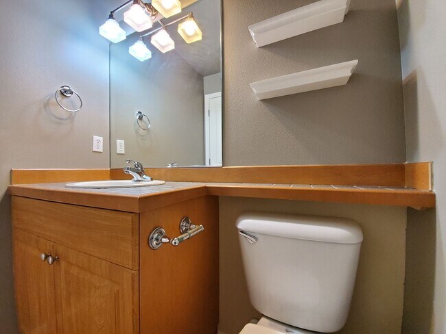 Foto del edificio - Traditional style 4 bed/spacious house wit...