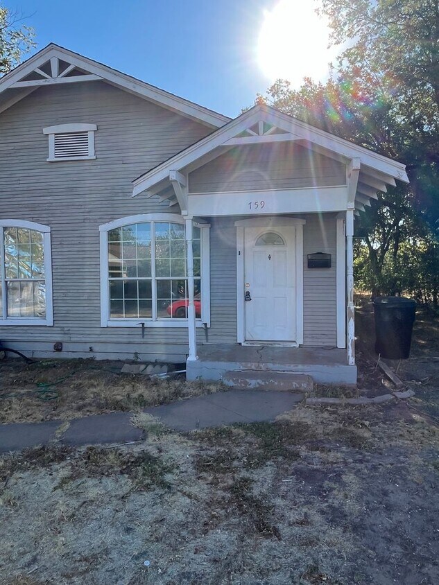 Foto principal - 759 Vine St
