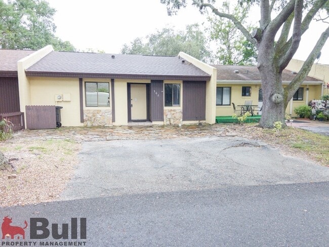 Building Photo - 502 Derby Dr