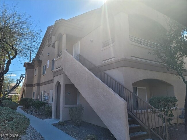 Building Photo - 5750 E Hacienda Ave