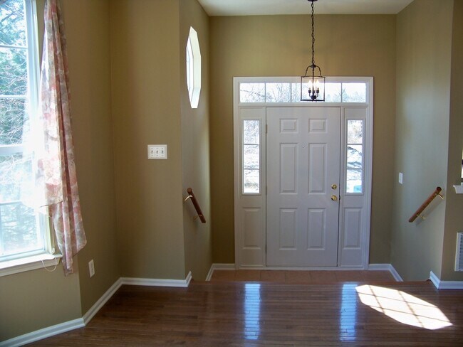 Foto del edificio - 17 Brentwood Ct