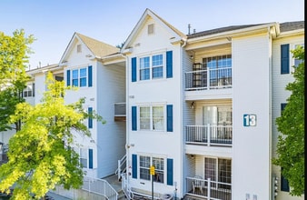 Building Photo - 1326 Waterford Dr