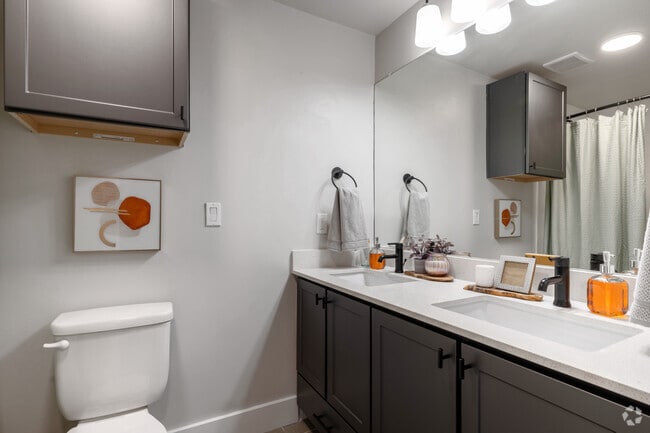 2BR, 2BA - 845SF - Villas on Rio Apartments