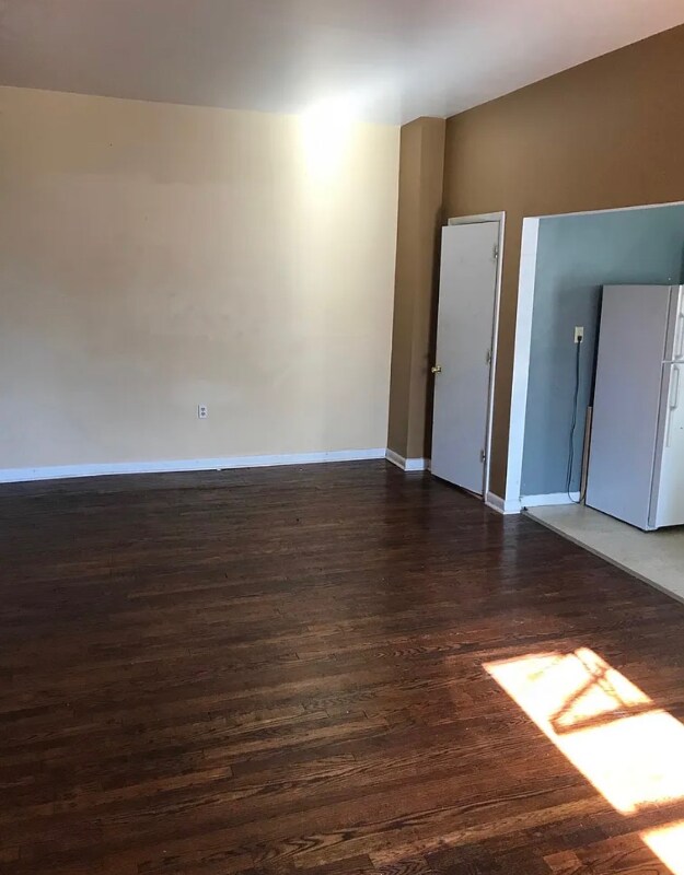 Foto del edificio - 728 Anderson St