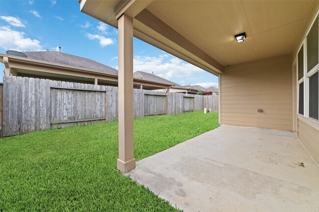 Foto del edificio - 3307 Upland Spring Trace