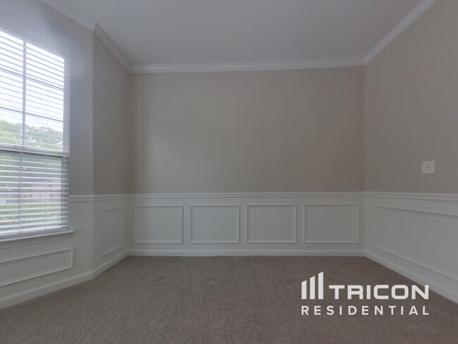 Foto del edificio - 5092 Huntcrest Dr SW