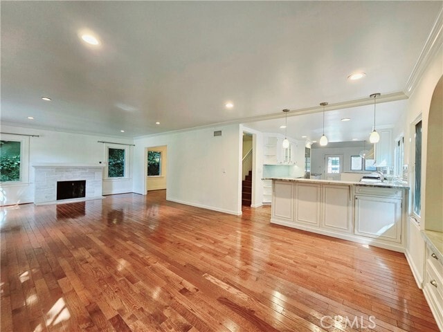 Building Photo - 1440 Lorain Rd