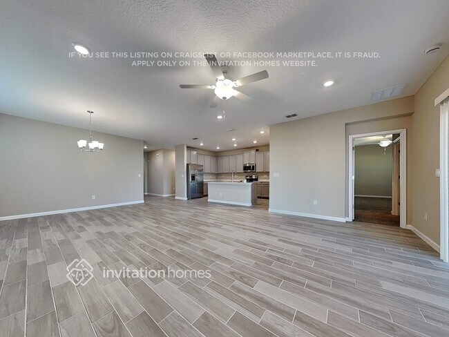 Building Photo - 10003 Lemon Grass Ln