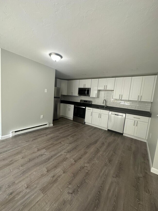 Foto del edificio - 435 Sunderland Rd