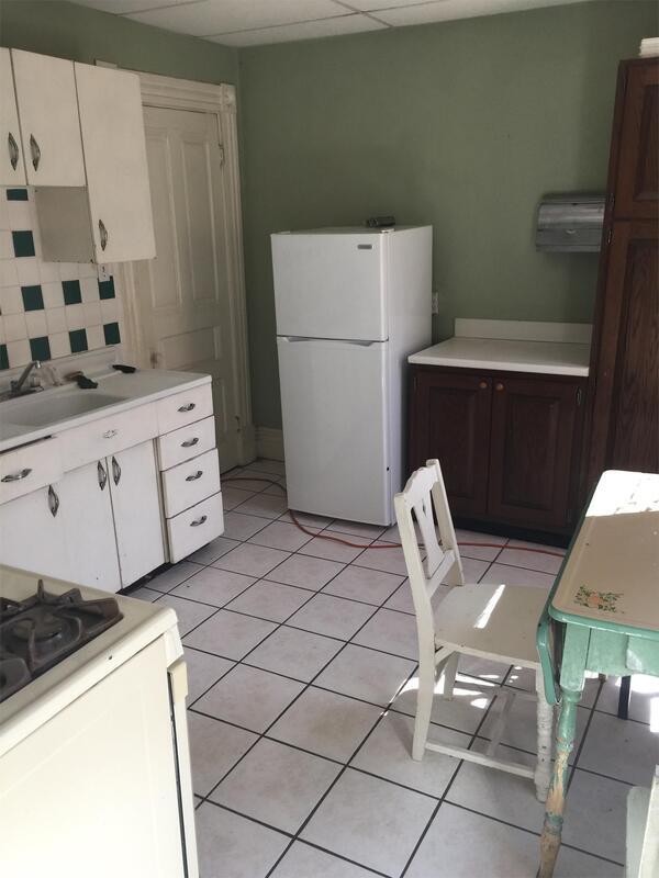 Building Photo - 528 Mellon St