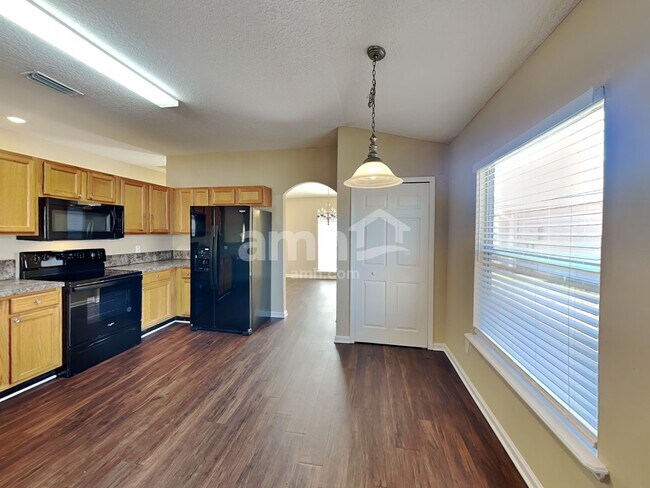 Foto del edificio - 9215 Hawks Haven Ct