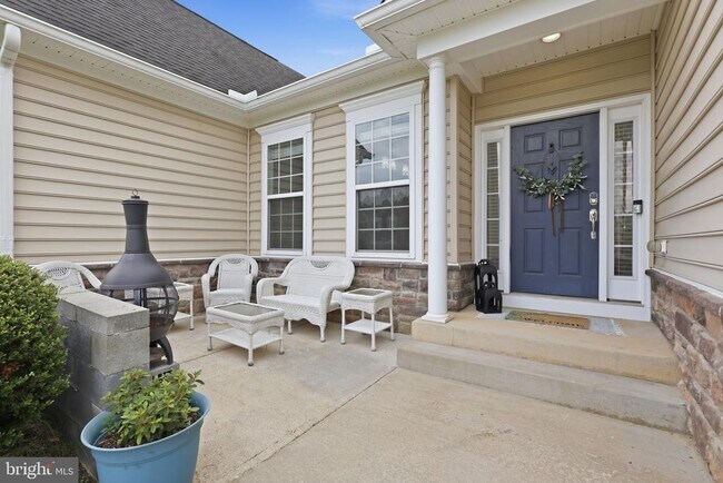 Foto del edificio - 320 Timber Mill Ln