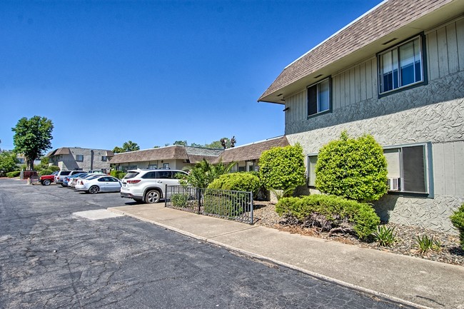 Building Photo - Anderson Meadows & Valley View Apartments