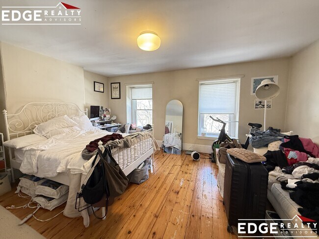 Foto del edificio - 2 Woodmont St