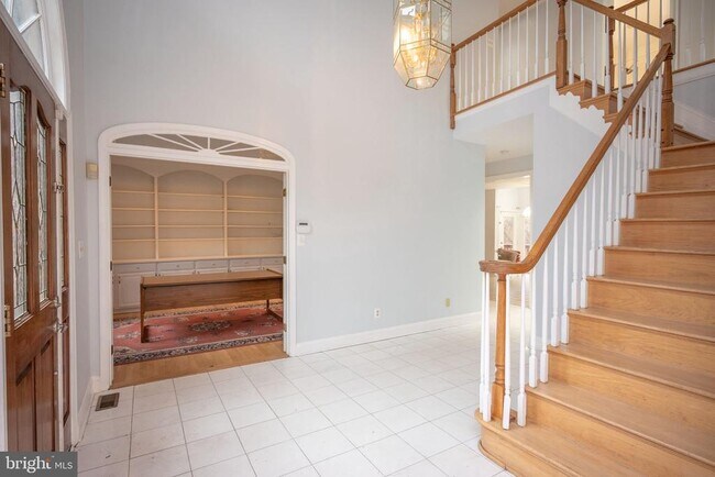 Foto del edificio - 9700 Grenadier Ct