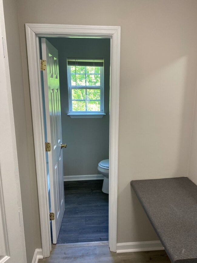 Foto del edificio - Coming soon! 3 bed 2 bath recently updated