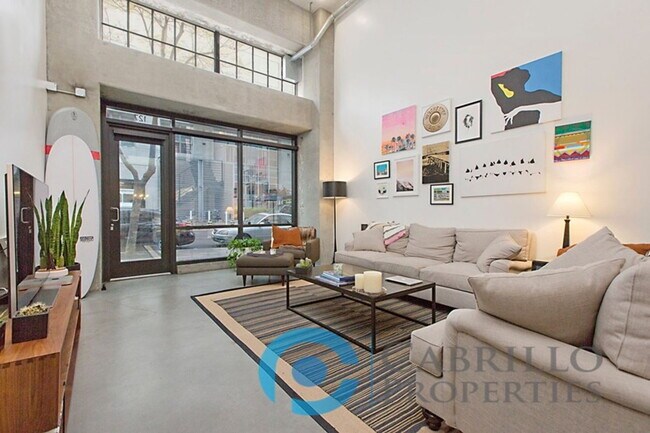 Foto del edificio - 350 11th Ave