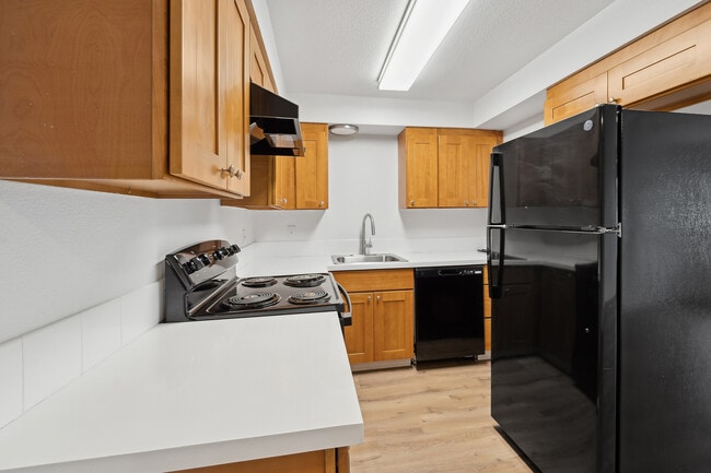 Renovated Kitchen - Alturas Cedar Hills