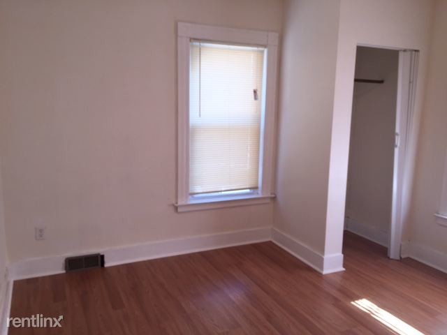 Foto del edificio - 1 br, 1 bath  - 15 Willis St Fl 1