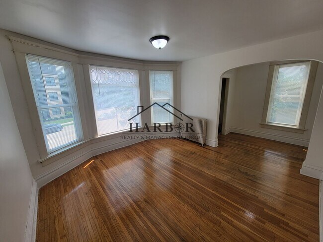 Foto del edificio - 711 1st Dr NW