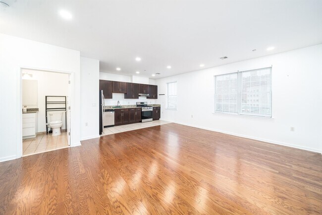 Foto del edificio - 1209 Summit Ave