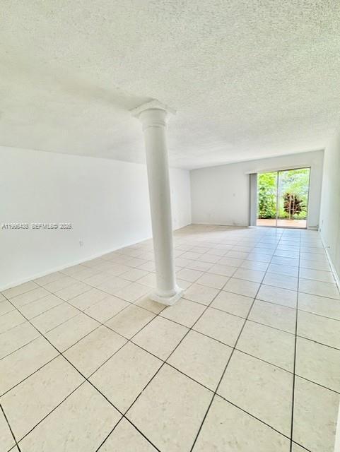 Foto del edificio - 9351 Fontainebleau Blvd