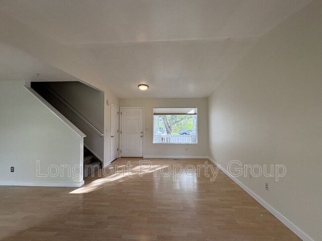 Building Photo - 1293 Red Mountain Dr
