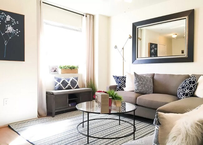 Foto del edificio - 600 Hosking Ave