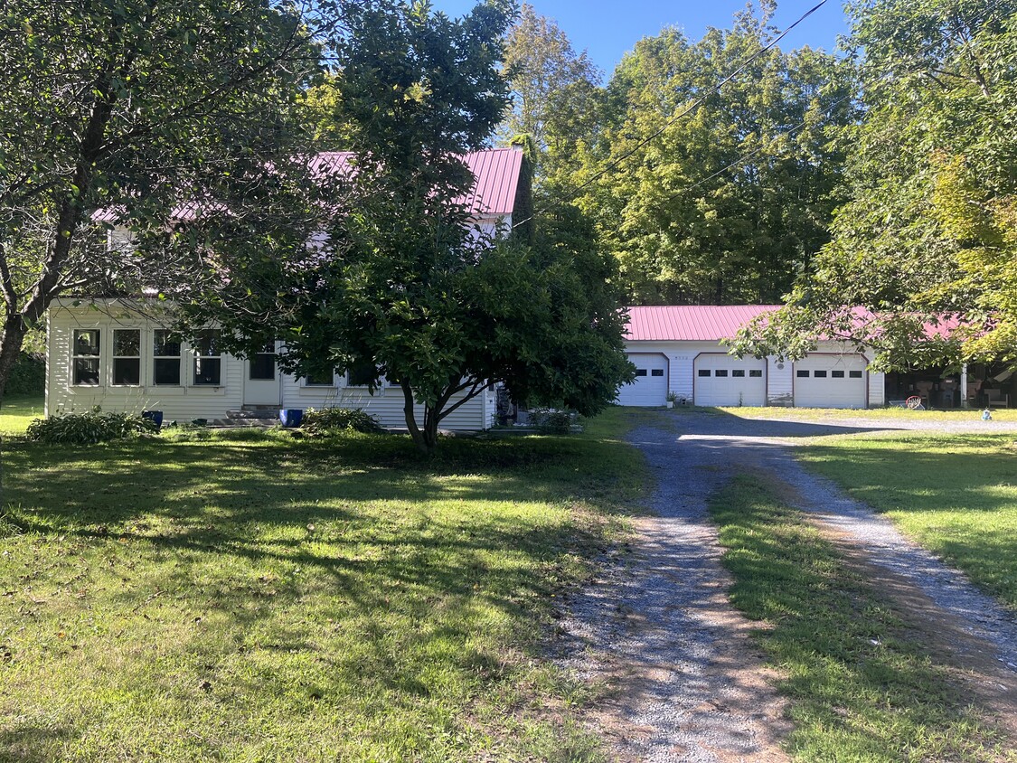 Primary Photo - 5552 Scotch Ridge Rd