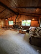 Building Photo - 510 Little Mountain Ln