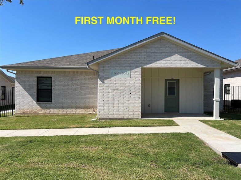 Primary Photo - 3050 Viking St