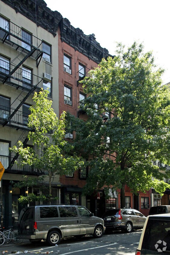 Foto del edificio - 273 E Tenth St