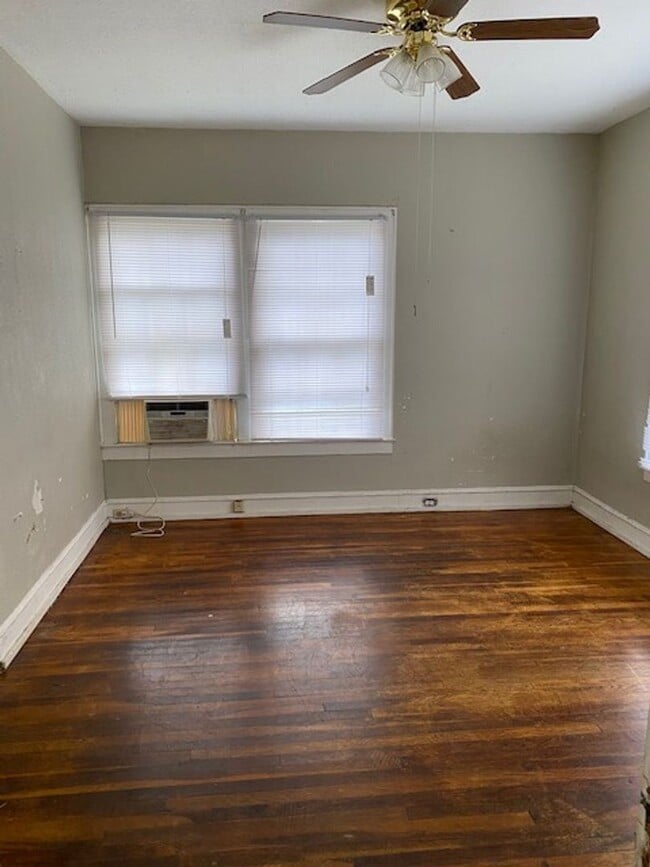 Building Photo - 6111 Lexington-