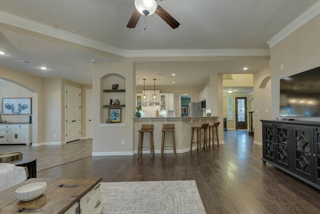 Building Photo - 308 Duffy Ln