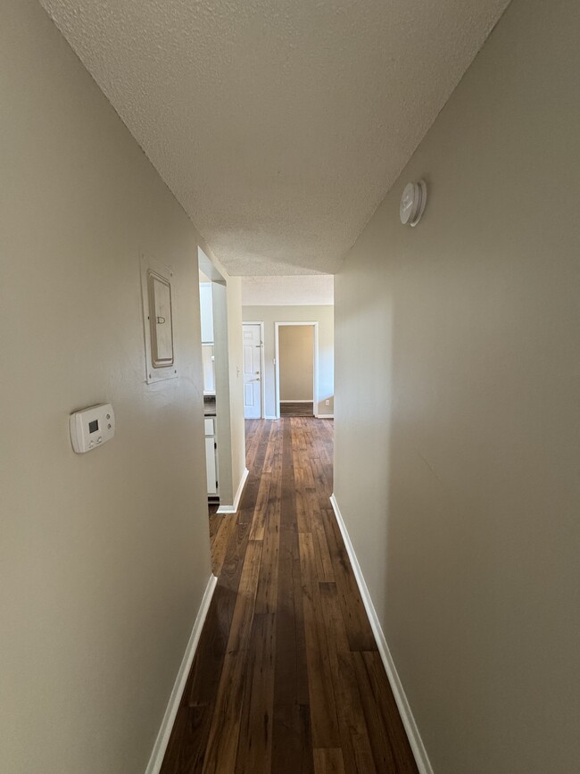 Foto del edificio - 4010 Bob Wallace Ave SW