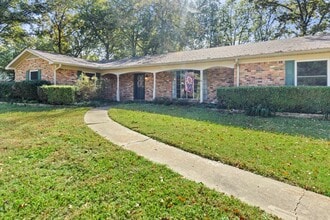 Building Photo - 123 Hiett Ln