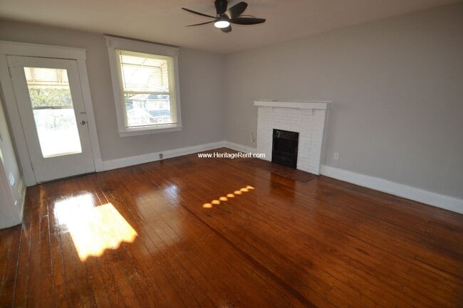 Building Photo - 4423 Greenlee Ave