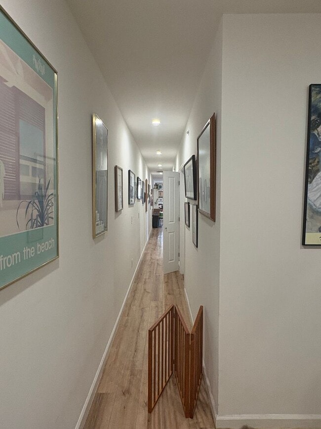 Photo - 737 S 4th St Apartment