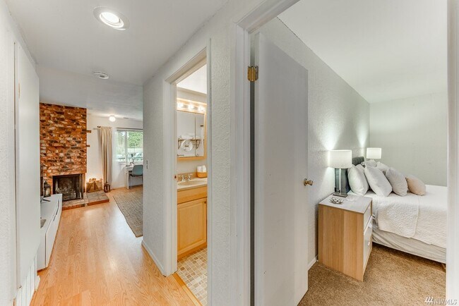 Foto del edificio - 9517 NE 180th St