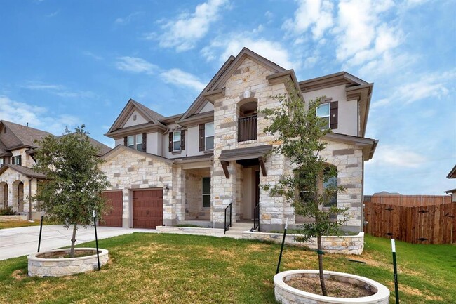 Building Photo - 3921 Riardo Dr