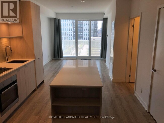 Photo du bâtiment - 20 Tubman Ave