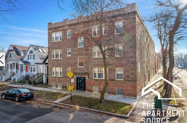 Photo - 3455 N Wolcott Ave Apartment