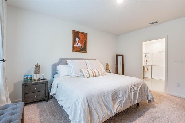 Foto del edificio - 4922 Talbot Blvd