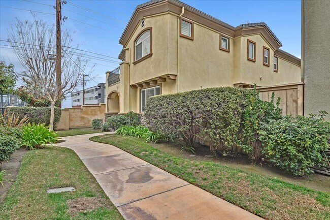Foto del edificio - 8358 Telegraph Rd