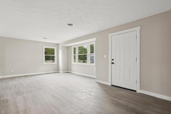 Building Photo - 3409 Barbee Dr