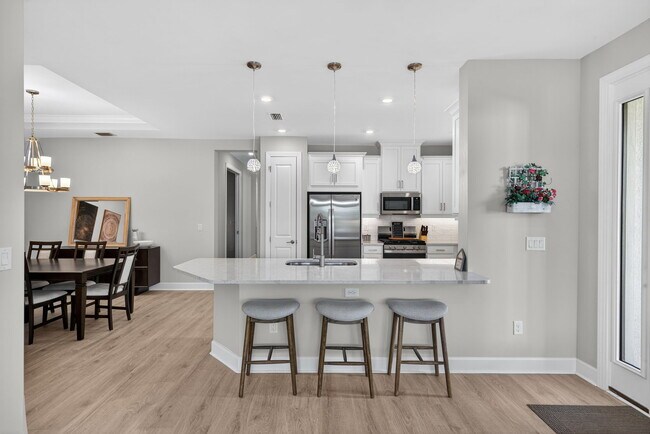 Foto del edificio - 15641 Gavello St