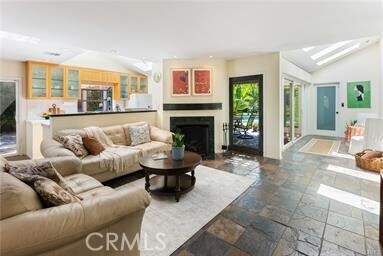 Foto del edificio - 5655 Katherine Ave