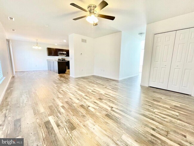 Foto del edificio - 56 Black Cherry Dr