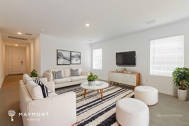 Foto del edificio - 712 Dressage Ln